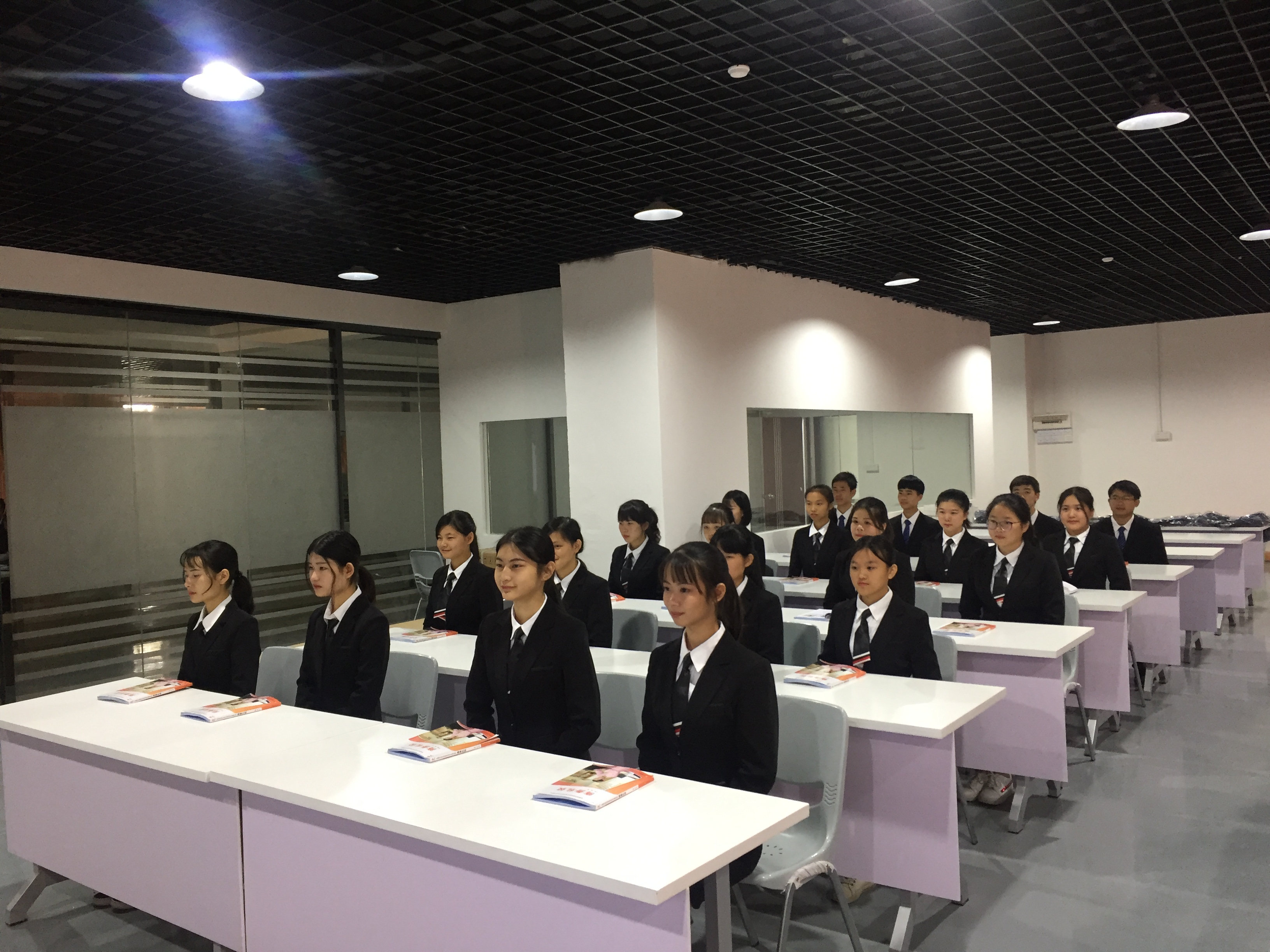 市场营销专业礼仪展示